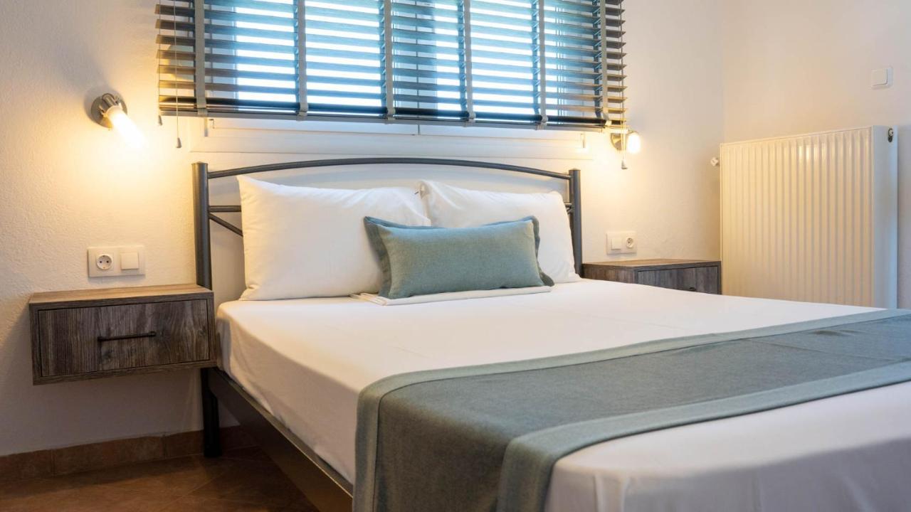 Alexandros Hotel Apartments Vourvourou Ngoại thất bức ảnh